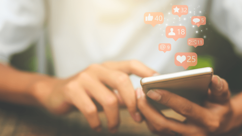 LMDS_Ado réseaux sociaux-min